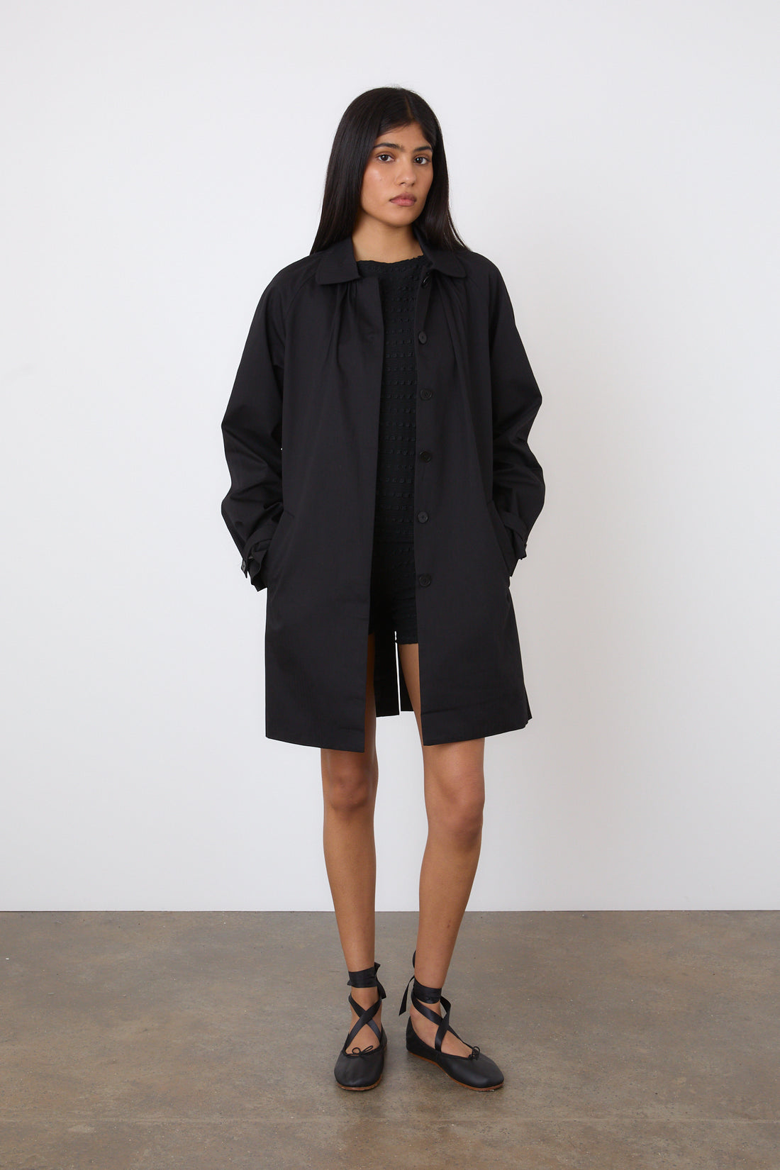 The Cheri Trench, Onyx