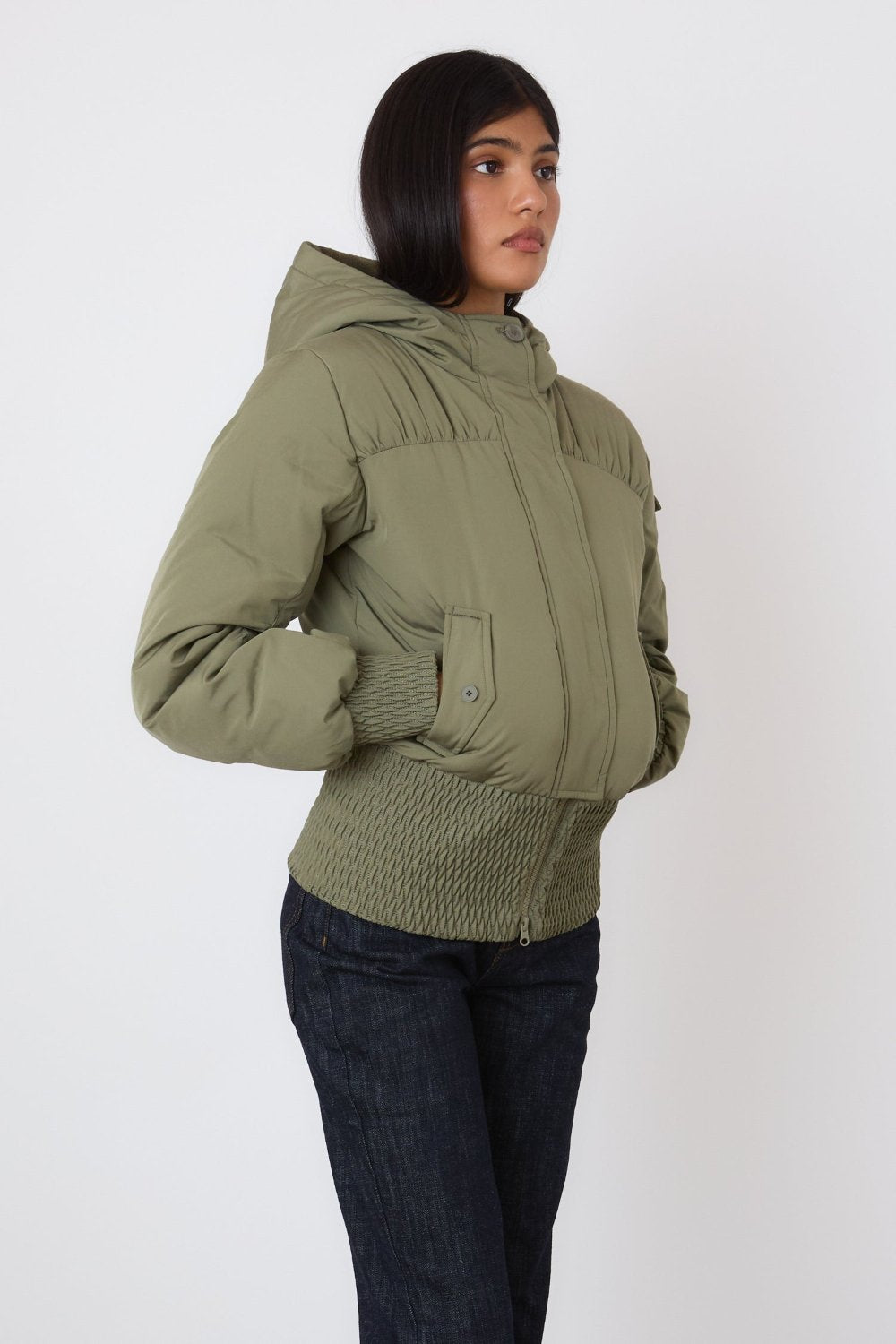 The Sandy Puffer, Khaki