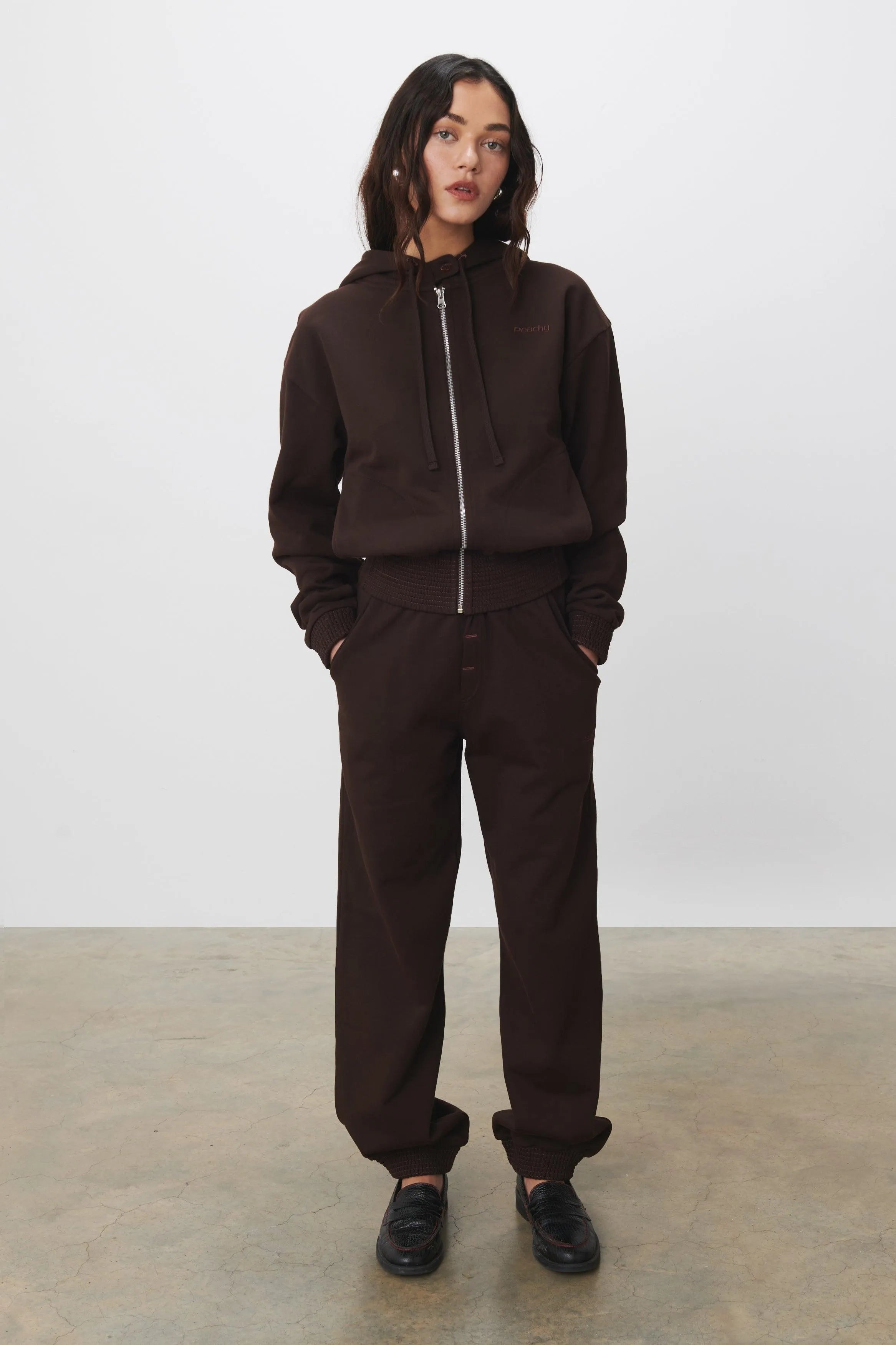 The Betty Sweatpants, Espresso - Peachy Den